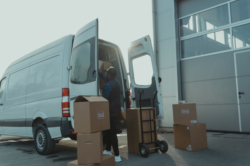 Transport von Geräten und Materialien